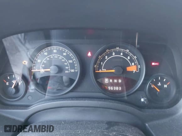 ✅ 2016 Jeep Patriot Sport • VIN: 1C4NJRBB6GD631988 • Lot: 43912691. Wystawiony na IAAI z przebiegiem 96 383 mil. Bezpłatny archiwum sprzedaży aukcyjnych z USA i szczegółowy raport historii pojazdu na DreamBid. Zdjęcie 7.