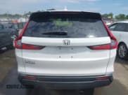 ✅ 2025 Honda CR-V EX • VIN: 5J6RS3H4XSL011352 • Lot: 43126072. Wystawiony na IAAI z przebiegiem 9 735 mil. Bezpłatny archiwum sprzedaży aukcyjnych z USA i szczegółowy raport historii pojazdu na DreamBid. Zdjęcie 16.