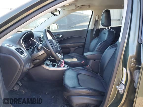 2019 Jeep Compass Latitude с VIN 3C4NJDBB4KT812545, выставлен на аукционе Copart как лот 81936155 с пробегом 81 297 миль миль и Чистый • Clean title. История ставок и продаж доступна на DreamBid. Изображение 7.