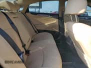 ✅ 2015 Hyundai Sonata • VIN: KMHEC4A47FA133049 • Лот: 89863915. Опубликован ранее на Copart с пробегом 110 847 миль. Бесплатный доступ к архиву аукционных продаж из США и подробный отчёт об истории автомобиля на DreamBid. Изображение 10.