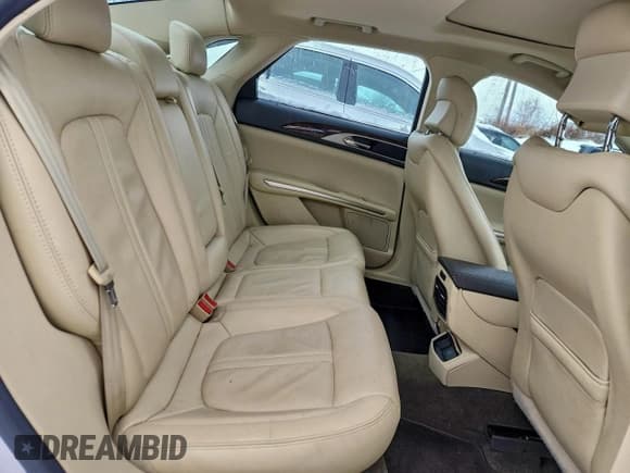 ✅ 2014 Lincoln MKZ Hybrid • VIN: 3LN6L2LU6ER800607 • Лот: 94232575. Опубликован ранее на Copart с пробегом 126 607 миль. Бесплатный доступ к архиву аукционных продаж из США и подробный отчёт об истории автомобиля на DreamBid. Изображение 10.