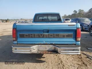 ✅ 1993 Chevrolet S-10 LS • VIN: 1GCCS19Z6P0106798 • Лот: 43982985. Опубликован ранее на Copart с пробегом 323 153 миль. Бесплатный доступ к архиву аукционных продаж из США и подробный отчёт об истории автомобиля на DreamBid. Изображение 6.