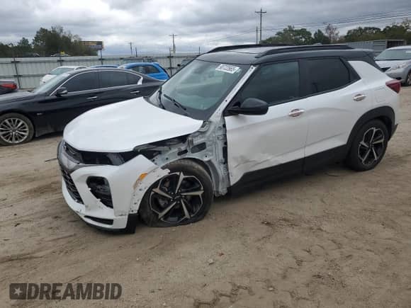 2022 Chevrolet TrailBlazer RS z VIN KL79MUSL4NB083967, wystawiony jako Copart lot #90722665 z przebiegiem 23 536 mil mil oraz Szkoda całkowita • Salvage title. Historia ofert i sprzedaży dostępna na DreamBid. Obrazek 1.