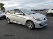 ✅ 2013 Hyundai Accent GS • VIN: KMHCT5AE7DU084131 • Лот: 92468605. Опубликован ранее на Copart с пробегом 236 374 миль. Бесплатный доступ к архиву аукционных продаж из США и подробный отчёт об истории автомобиля на DreamBid. Изображение 4.