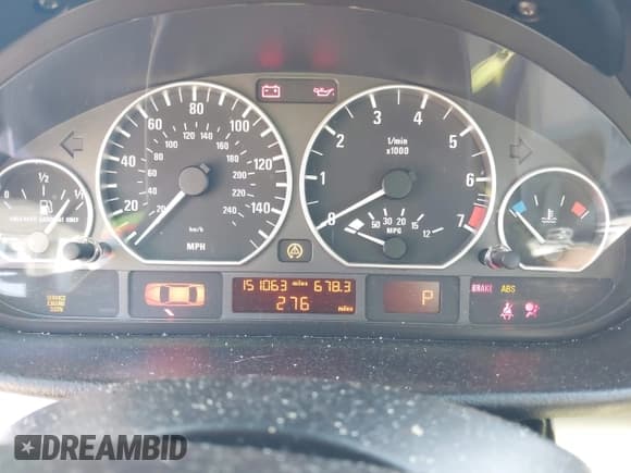 ✅ 2003 BMW 3 Series 330i • VIN: WBAEV534X3KM26240 • Лот: 43746587. Опубликован ранее на IAAI с пробегом 151 063 миль. Бесплатный доступ к архиву аукционных продаж из США и подробный отчёт об истории автомобиля на DreamBid. Изображение 7.