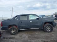 ✅ 2007 Chevrolet Avalanche LTZ • VIN: 3GNFK12357G286474 • Лот: 42110263. Опубликован ранее на IAAI с пробегом 282 901 миль. Бесплатный доступ к архиву аукционных продаж из США и подробный отчёт об истории автомобиля на DreamBid. Изображение 13.