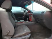 ✅ 2010 Dodge Challenger SE • VIN: 2B3CJ4DV5AH323935 • Lot: 42599043. Wystawiony na Copart z przebiegiem 176 582 mil. Bezpłatny archiwum sprzedaży aukcyjnych z USA i szczegółowy raport historii pojazdu na DreamBid. Zdjęcie 5.