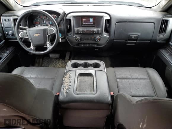 ✅ 2015 Chevrolet Silverado 2500HD LT • VIN: 1GC1CVEG6FF577751 • Lot: 46105205. Wystawiony na Copart z przebiegiem 226 829 mil. Bezpłatny archiwum sprzedaży aukcyjnych z USA i szczegółowy raport historii pojazdu na DreamBid. Zdjęcie 8.