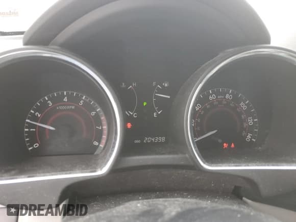 ✅ 2010 Toyota Highlander • VIN: 5TDBK3EH3AS015660 • Lot: 57363485. Listed on Copart with 204,398 mi. Free auction sales archive from the USA and detailed vehicle history report at DreamBid. Image 9.