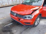 ✅ 2018 Volkswagen Tiguan S • VIN: 3VV0B7AX8JM074622 • Lot: 42929388. Listed on IAAI with 157,251 mi. Free auction sales archive from the USA and detailed vehicle history report at DreamBid. Image 6.