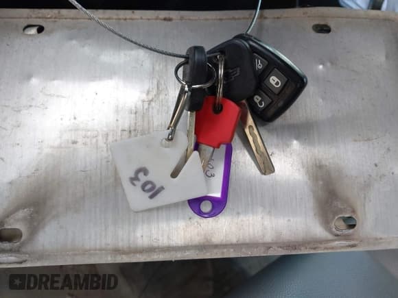 ✅ 2015 Chevrolet Silverado 2500HD Work Truck • VIN: 1GC2CUEG6FZ559215 • Лот: 43844626. Опубликован ранее на IAAI с пробегом 200 462 миль. Бесплатный доступ к архиву аукционных продаж из США и подробный отчёт об истории автомобиля на DreamBid. Изображение 11.