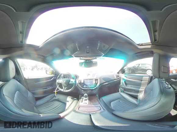 ✅ 2015 Maserati Ghibli S Q4 • VIN: ZAM57RTA6F1151787 • Лот: 90022995. Опубликован ранее на Copart с пробегом 71 805 миль. Бесплатный доступ к архиву аукционных продаж из США и подробный отчёт об истории автомобиля на DreamBid. Изображение 15.