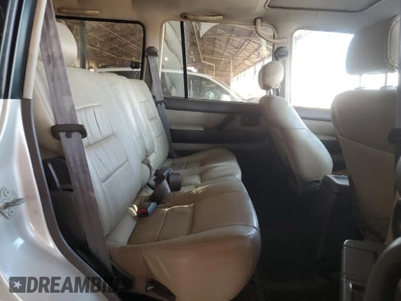 ✅ 1994 Toyota Land Cruiser • VIN: JT3DJ81W4R0049395 • Lot: 72421694. Listed on Copart with 267,963 mi. Free auction sales archive from the USA and detailed vehicle history report at DreamBid. Image 11.