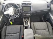 ✅ 2021 Mitsubishi Outlander ES • VIN: JA4ARUAU0MU014895 • Lot: 91578605. Listed on Copart with 102,324 mi. Free auction sales archive from the USA and detailed vehicle history report at DreamBid. Image 8.