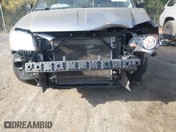 ✅ 2016 Dodge Grand Caravan SE • VIN: 2C4RDGBG1GR314965 • Lot: 43544894. Wystawiony na IAAI z przebiegiem 116 600 mil. Bezpłatny archiwum sprzedaży aukcyjnych z USA i szczegółowy raport historii pojazdu na DreamBid. Zdjęcie 6.