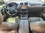 ✅ 2016 Lexus GX 460 Luxury • VIN: JTJJM7FX3G5143489 • Lot: 69361005. Wystawiony na Copart z przebiegiem 66 623 mil. Bezpłatny archiwum sprzedaży aukcyjnych z USA i szczegółowy raport historii pojazdu na DreamBid. Zdjęcie 8.