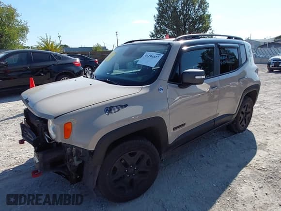 ✅ 2017 Jeep Renegade Trailhawk • VIN: ZACCJBCB0HPE88360 • Lot: 43194837. Listed on IAAI with 175,080 mi. Free auction sales archive from the USA and detailed vehicle history report at DreamBid. Image 2.