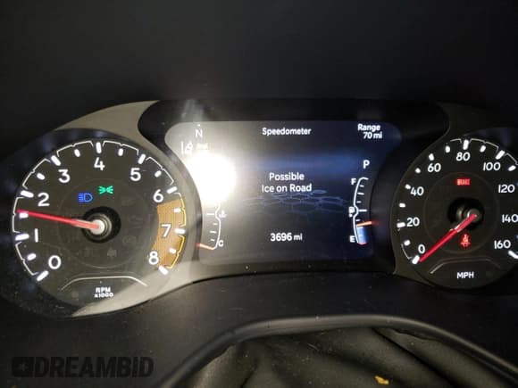 ✅ 2024 Jeep Compass Limited • VIN: 3C4NJDCN0RT156198 • Lot: 46113475. Listed on Copart with 3,696 mi. Free auction sales archive from the USA and detailed vehicle history report at DreamBid. Image 9.