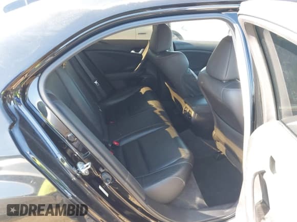 ✅ 2012 Acura TSX • VIN: JH4CU2F4XCC030597 • Lot: 43879613. Listed on IAAI with 91,852 mi. Free auction sales archive from the USA and detailed vehicle history report at DreamBid. Image 8.