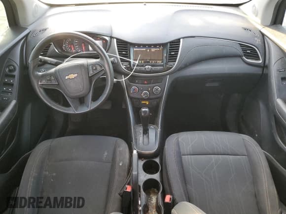 ✅ 2020 Chevrolet Trax LS • VIN: 3GNCJKSB0LL304657 • Lot: 92506955. Listed on Copart with 152,671 mi. Free auction sales archive from the USA and detailed vehicle history report at DreamBid. Image 8.