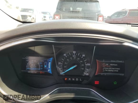 ✅ 2013 Ford Fusion Titanium Hybrid • VIN: 3FA6P0RU7DR309570 • Лот: 63838195. Опубликован ранее на Copart с пробегом 165 797 миль. Бесплатный доступ к архиву аукционных продаж из США и подробный отчёт об истории автомобиля на DreamBid. Изображение 9.