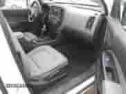 2021 Chevrolet Colorado 4WD Work Truck с VIN 1GCHTBEN2M1141579, выставлен на аукционе IAAI как лот 41056743 с пробегом 74 630 миль миль и . История ставок и продаж доступна на DreamBid. Изображение 5.