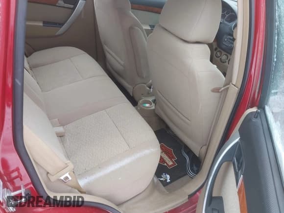 ✅ 2011 Chevrolet Aveo 2LT • VIN: KL1TG6DE8BB122430 • Lot: 41248992. Wystawiony na IAAI z przebiegiem 115 066 mil. Bezpłatny archiwum sprzedaży aukcyjnych z USA i szczegółowy raport historii pojazdu na DreamBid. Zdjęcie 8.