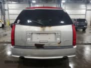 ✅ 2006 Cadillac SRX • VIN: 1GYEE637560110662 • Lot: 68501525. Wystawiony na Copart z przebiegiem 134 738 mil. Bezpłatny archiwum sprzedaży aukcyjnych z USA i szczegółowy raport historii pojazdu na DreamBid. Zdjęcie 6.