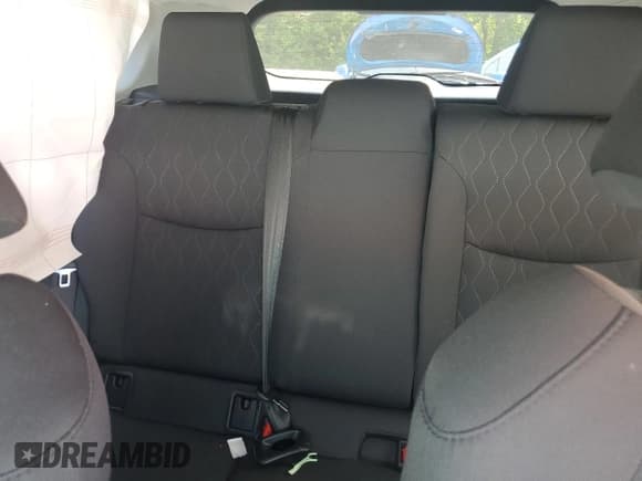 ✅ 2022 Toyota Corolla Cross LE • VIN: 7MUBAABG3NV042839 • Lot: 90418745. Listed on Copart with 10,386 mi. Free auction sales archive from the USA and detailed vehicle history report at DreamBid. Image 10.