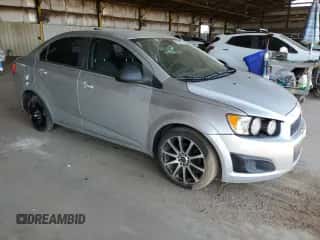 2014 Chevrolet Sonic LS с VIN 1G1JA5SH5E4146369, выставлен на аукционе Copart как лот 63828574 с пробегом 162 188 миль миль и Списание • Salvage title. История ставок и продаж доступна на DreamBid. Изображение 4.