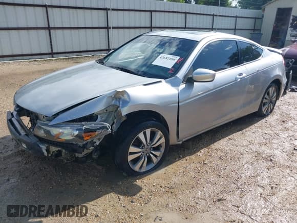 ✅ 2010 Honda Accord EX • VIN: 1HGCS1B73AA015645 • Lot: 42682498. Listed on IAAI with 185,731 mi. Free auction sales archive from the USA and detailed vehicle history report at DreamBid. Image 17.