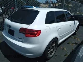 ✅ 2010 Audi A3 Premium • VIN: WAUBEAFM3AA111029 • Лот: 42317110. Опубликован ранее на IAAI с пробегом 92 083 миль. Бесплатный доступ к архиву аукционных продаж из США и подробный отчёт об истории автомобиля на DreamBid. Изображение 4.