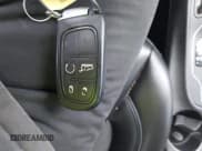 ✅ 2019 Jeep Cherokee Altitude • VIN: 1C4PJLLX9KD416808 • Lot: 41625084. Wystawiony na IAAI z przebiegiem 67 544 mil. Bezpłatny archiwum sprzedaży aukcyjnych z USA i szczegółowy raport historii pojazdu na DreamBid. Zdjęcie 11.