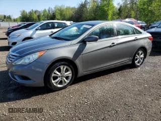 ✅ 2011 Hyundai Sonata GLS • VIN: 5NPEB4AC9BH090349 • Лот: 56509285. Опубликован ранее на Copart с пробегом 369 228 миль. Бесплатный доступ к архиву аукционных продаж из США и подробный отчёт об истории автомобиля на DreamBid. Изображение 1.