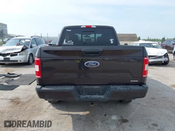 ✅ 2020 Ford F-150 XL • VIN: 1FTEW1EP5LKE57010 • Lot: 42937039. Wystawiony na IAAI z przebiegiem 83 677 mil. Bezpłatny archiwum sprzedaży aukcyjnych z USA i szczegółowy raport historii pojazdu na DreamBid. Zdjęcie 17.