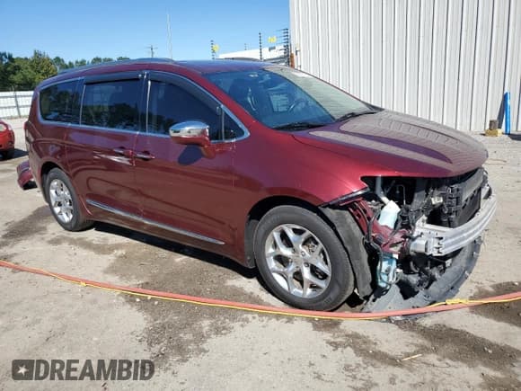 ✅ 2018 Chrysler Pacifica Limited • VIN: 2C4RC1GG3JR141353 • Lot: 86873185. Listed on Copart with 134,815 mi. Free auction sales archive from the USA and detailed vehicle history report at DreamBid. Image 4.
