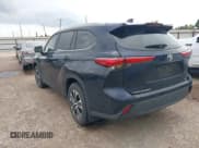 ✅ 2023 Toyota Highlander L • VIN: 5TDKDRAH9PS000737 • Lot: 42730139. Listed on IAAI with 23,499 mi. Free auction sales archive from the USA and detailed vehicle history report at DreamBid. Image 3.