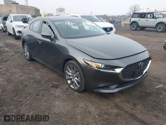 ✅ 2023 Mazda 3 S Select • VIN: 3MZBPABM2PM354066 • Lot: 41339983. Wystawiony na IAAI z przebiegiem 13 536 mil. Bezpłatny archiwum sprzedaży aukcyjnych z USA i szczegółowy raport historii pojazdu na DreamBid. Zdjęcie 1.