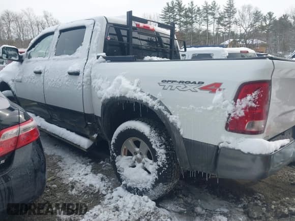 ✅ 2010 Dodge 1500 SLT • VIN: 1D7RV1CT0AS191094 • Lot: 41304115. Wystawiony na IAAI z przebiegiem 109 887 mil. Bezpłatny archiwum sprzedaży aukcyjnych z USA i szczegółowy raport historii pojazdu na DreamBid. Zdjęcie 14.