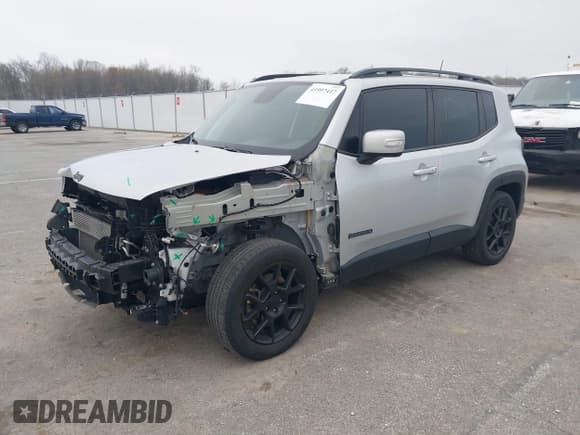 ✅ 2020 Jeep Renegade Latitude • VIN: ZACNJABB5LPL18831 • Lot: 41997417. Wystawiony na IAAI z przebiegiem 83 533 mil. Bezpłatny archiwum sprzedaży aukcyjnych z USA i szczegółowy raport historii pojazdu na DreamBid. Zdjęcie 18.