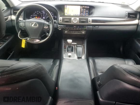 ✅ 2014 Lexus LS 460 • VIN: JTHCL5EF2E5021469 • Lot: 90792815. Listed on Copart with 204,262 mi. Free auction sales archive from the USA and detailed vehicle history report at DreamBid. Image 8.