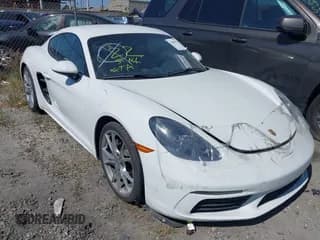 ✅ 2021 Porsche Cayman • VIN: WP0AA2A80MS260426 • Lot: 41680025. Wystawiony na IAAI z przebiegiem 19 804 mil. Bezpłatny archiwum sprzedaży aukcyjnych z USA i szczegółowy raport historii pojazdu na DreamBid. Zdjęcie 1.