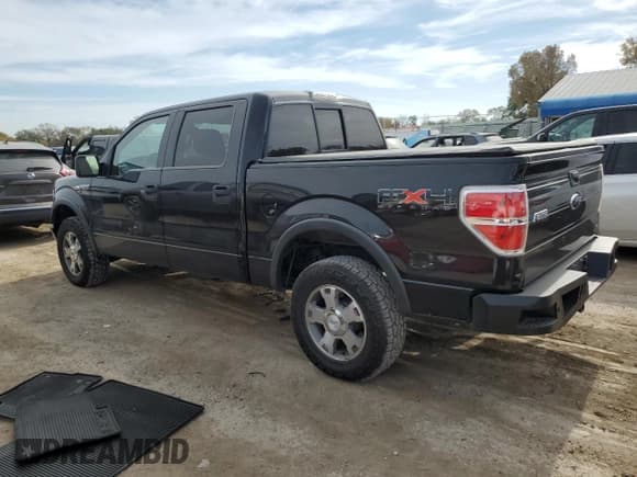 ✅ 2010 Ford F-150 XL • VIN: 1FTFW1EV0AFD34093 • Lot: 91298965. Wystawiony na Copart z przebiegiem 263 932 mil. Bezpłatny archiwum sprzedaży aukcyjnych z USA i szczegółowy raport historii pojazdu na DreamBid. Zdjęcie 2.
