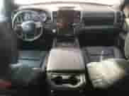 2019 Ram 1500 Limited z VIN 1C6SRFPT5KN652904, wystawiony jako Copart lot #74026914 z przebiegiem 71 853 mil mil oraz Szkoda całkowita • Salvage title. Historia ofert i sprzedaży dostępna na DreamBid. Obrazek 8.