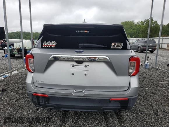 ✅ 2020 Ford Explorer • VIN: 1FMSK7BH5LGC85557 • Lot: 67532995. Wystawiony na Copart z przebiegiem 95 108 mil. Bezpłatny archiwum sprzedaży aukcyjnych z USA i szczegółowy raport historii pojazdu na DreamBid. Zdjęcie 6.