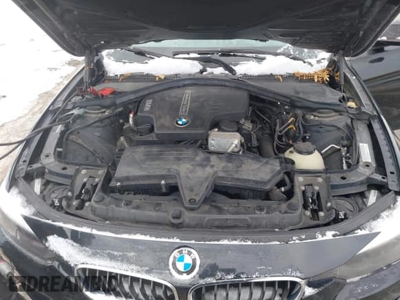 ✅ 2013 BMW 3 Series 328i xDrive • VIN: WBA3B3C59DF537627 • Lot: 43871931. Wystawiony na IAAI z przebiegiem 163 372 mil. Bezpłatny archiwum sprzedaży aukcyjnych z USA i szczegółowy raport historii pojazdu na DreamBid. Zdjęcie 10.