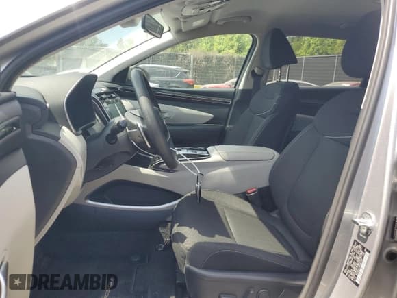 ✅ 2022 Hyundai Tucson Blue • VIN: KM8JBCA13NU066397 • Lot: 58396844. Wystawiony na Copart z przebiegiem 44 156 mil. Bezpłatny archiwum sprzedaży aukcyjnych z USA i szczegółowy raport historii pojazdu na DreamBid. Zdjęcie 7.