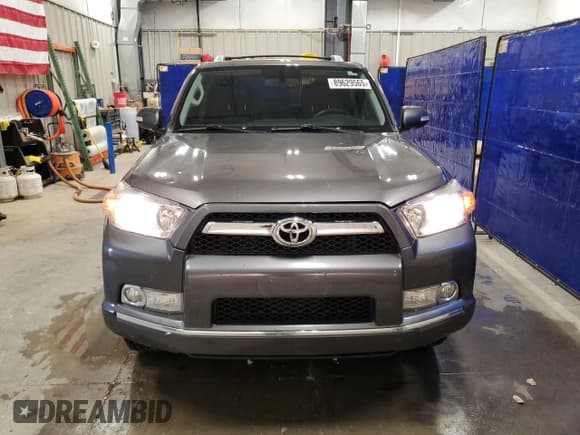 ✅ 2011 Toyota 4Runner SR5 • VIN: JTEBU5JR0B5051247 • Лот: 89629565. Опубликован ранее на Copart с пробегом 172 050 миль. Бесплатный доступ к архиву аукционных продаж из США и подробный отчёт об истории автомобиля на DreamBid. Изображение 5.