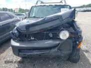 ✅ 2013 Toyota FJ Cruiser • VIN: JTEBU4BF2DK173157 • Lot: 39718611. Wystawiony na IAAI z przebiegiem 178 886 mil. Bezpłatny archiwum sprzedaży aukcyjnych z USA i szczegółowy raport historii pojazdu na DreamBid. Zdjęcie 12.