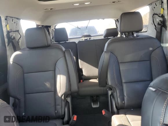 ✅ 2020 Chevrolet Traverse Premier • VIN: 1GNEVKKW6LJ280145 • Lot: 91101165. Wystawiony na Copart z przebiegiem 75 218 mil. Bezpłatny archiwum sprzedaży aukcyjnych z USA i szczegółowy raport historii pojazdu na DreamBid. Zdjęcie 10.